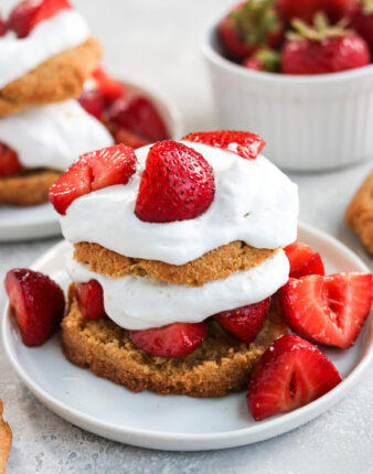 Paleo Strawberry Shortcake (Gluten Free)