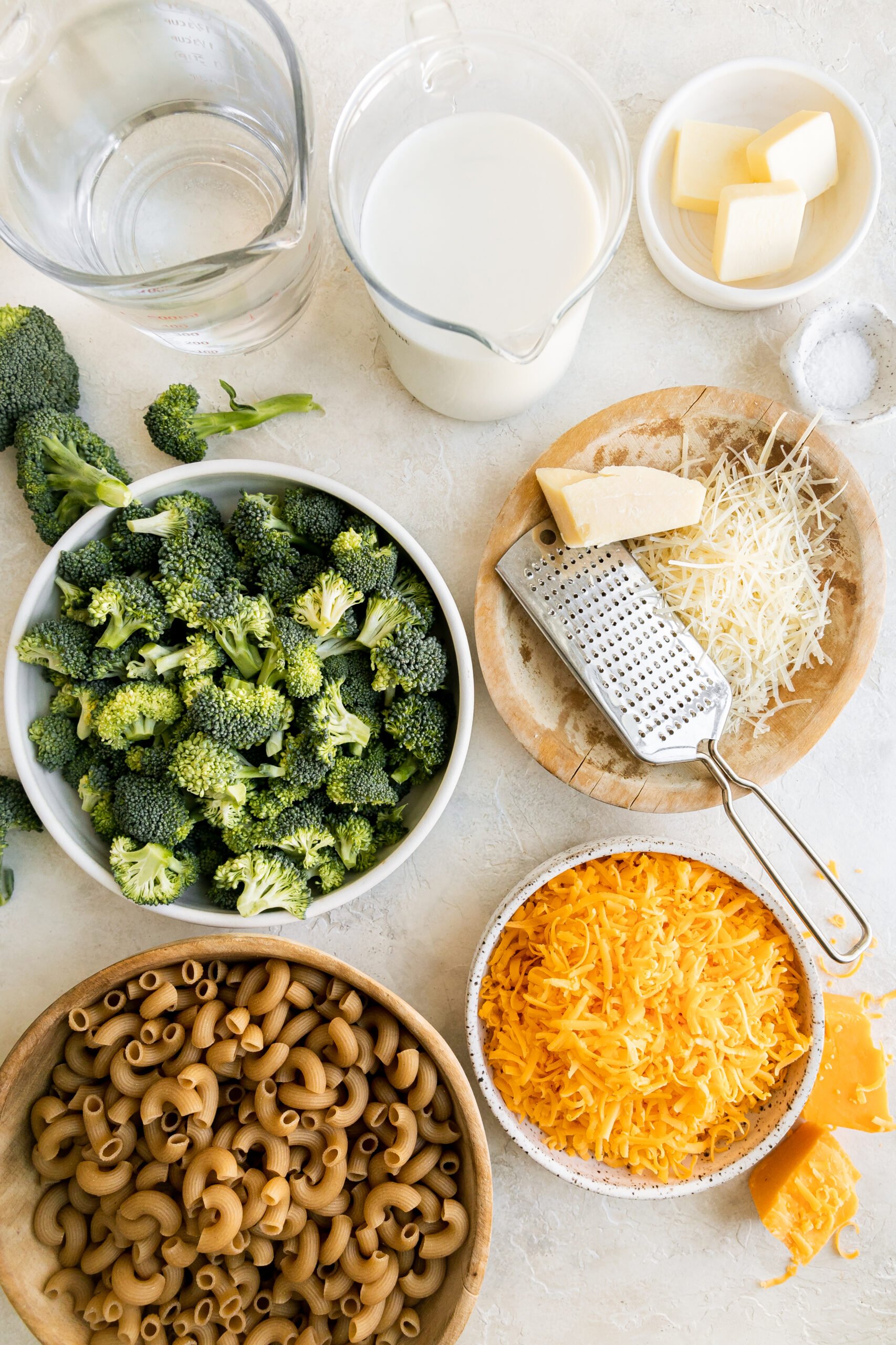 ingredients to make one-pot mac and cheese