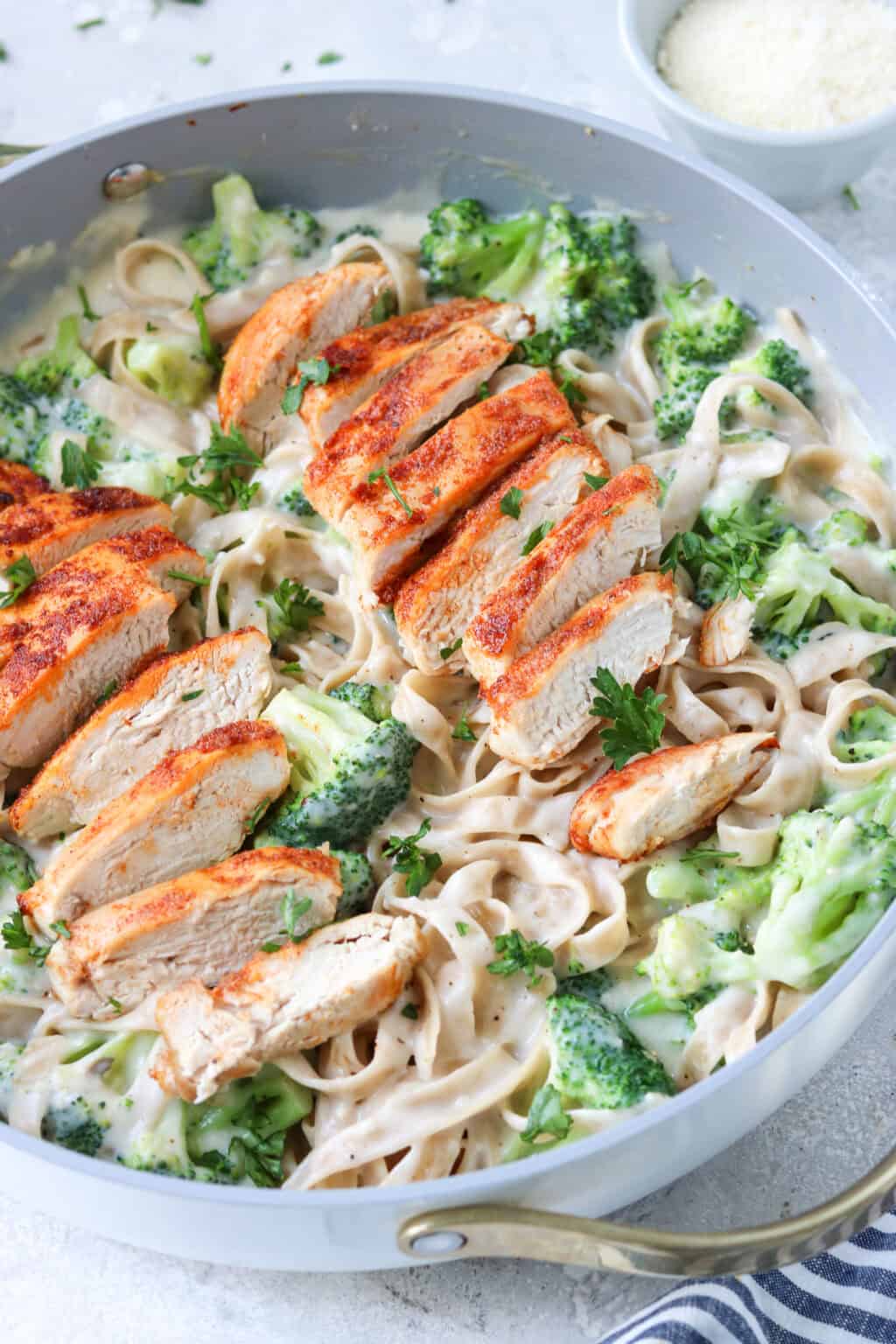 Chicken and Broccoli with Alfredo Sauce (Without Heavy Cream) Mary's