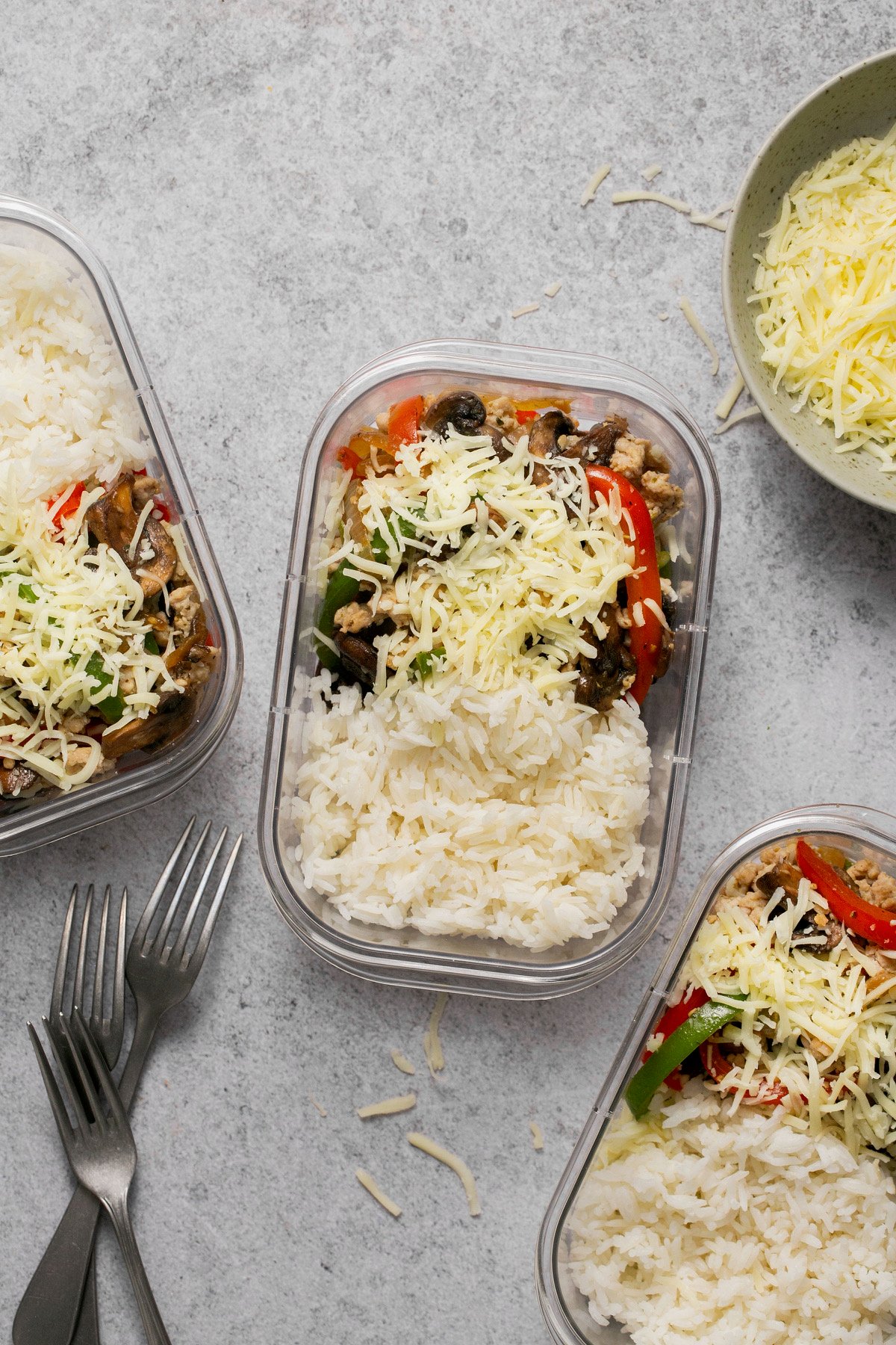 chicken philly cheesesteak meal prep bowls